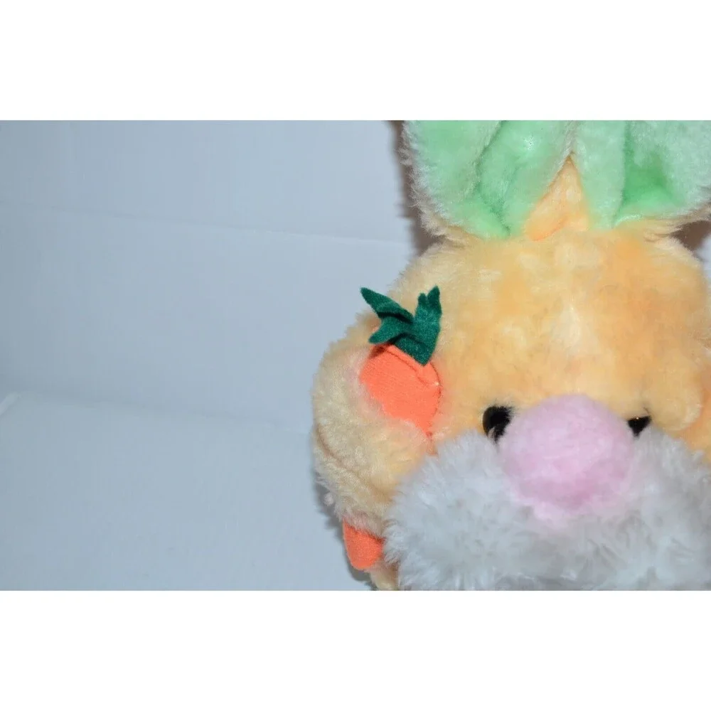 Vtg MTY Intl Round Baby Bunny rabbit‎ w/ carrot pastel yellow green